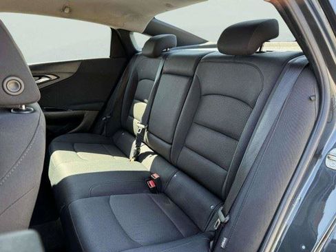 Used 2016 Chevrolet Malibu LT FWD image 38