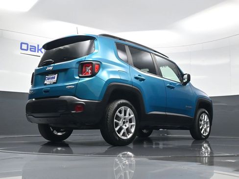 Used 2022 Jeep Renegade Latitude w/ Sun/Sound Group image 44