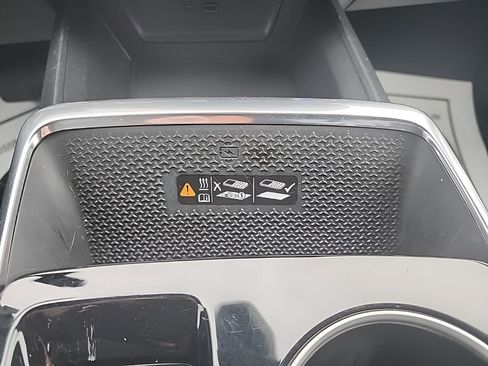 Used 2025 Chevrolet Equinox LT w/ Convenience Package II image 16