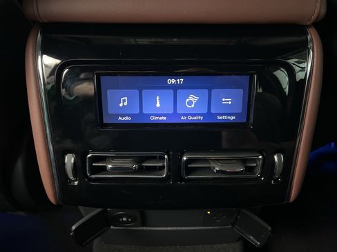 Used 2025 Lincoln Aviator Reserve image 36