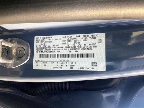 Used 2024 Ford Escape Active AWD/4WD image 39