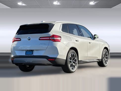 Used 2026 BMW X3 xDrive30 w/ Premium Package image 8