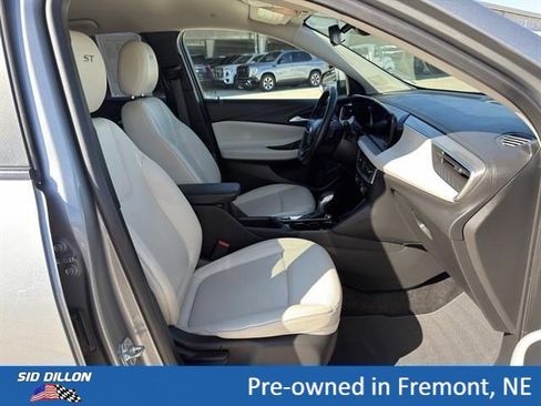 Certified 2024 Buick Encore GX Sport Touring AWD/4WD image 12