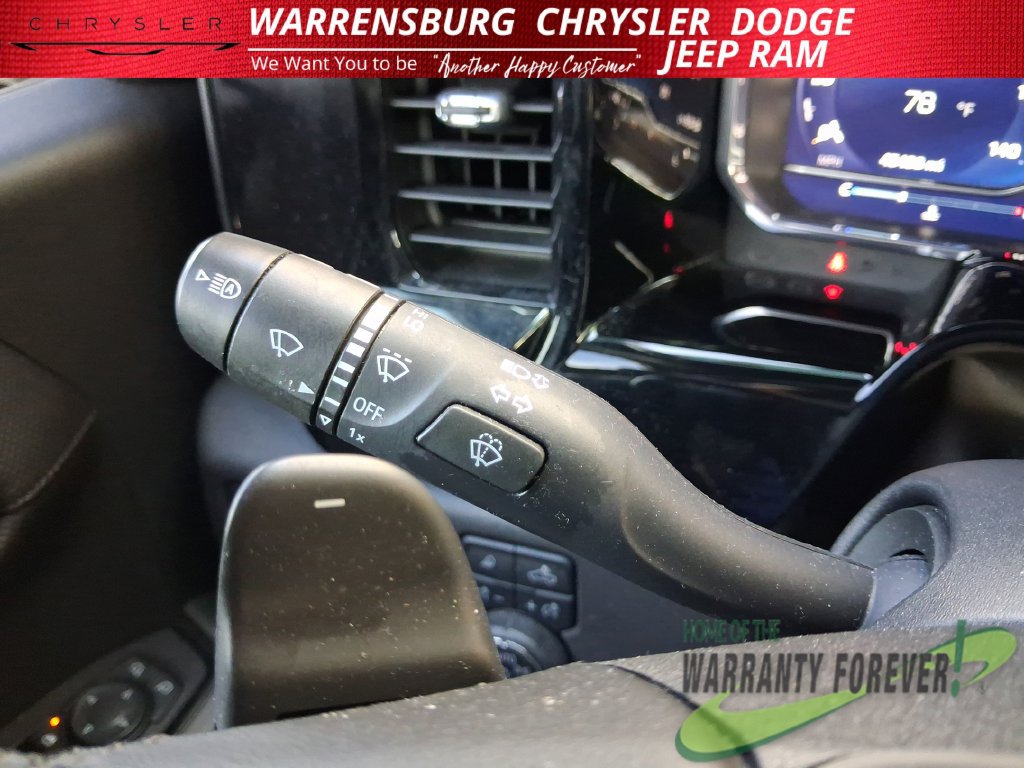 Used 2023 Chevrolet Silverado 1500 ZR2 w/ Technology Package AWD/4WD image 19