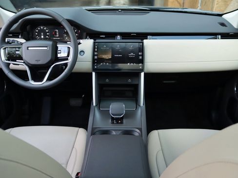 Certified 2025 Land Rover Discovery Sport S image 10