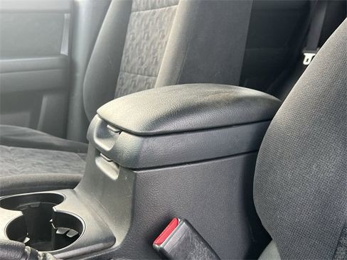 Used 2008 Kia Sorento LX w/ Sport Pkg image 19