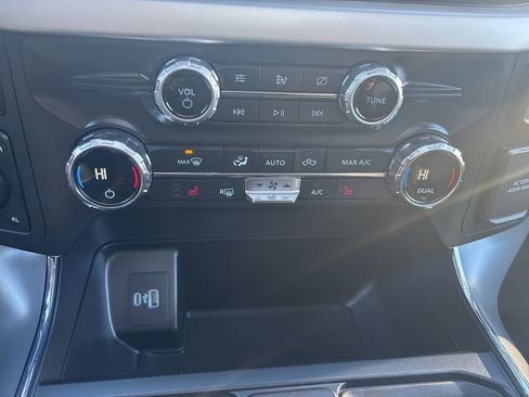 Used 2021 Ford F150 XLT w/ Equipment Group 302A High image 20