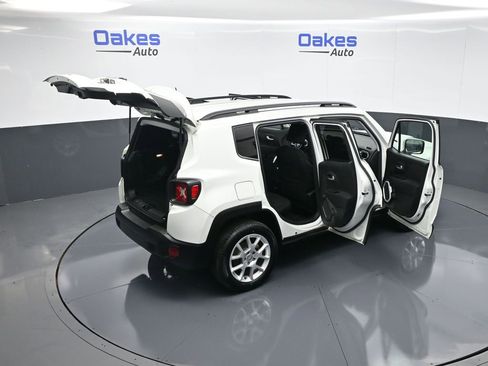 Used 2020 Jeep Renegade Latitude w/ Cold Weather Group image 54