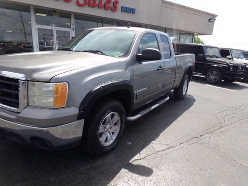 Used 2008 GMC Sierra 1500 SLE AWD/4WD image 29