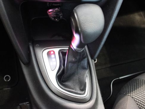 Used 2016 Dodge Dart SE w/ Convenience Group FWD image 17