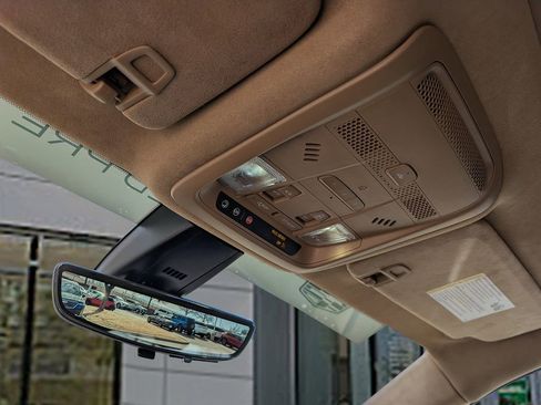 Certified 2024 Cadillac XT6 Sport w/ Platinum Package image 33