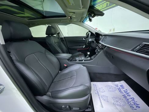 Used 2020 Kia Optima Premium image 28