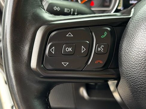 Used 2022 Jeep Gladiator Willys image 15