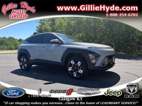 Used 2024 Hyundai Kona SEL AWD/4WD image 1