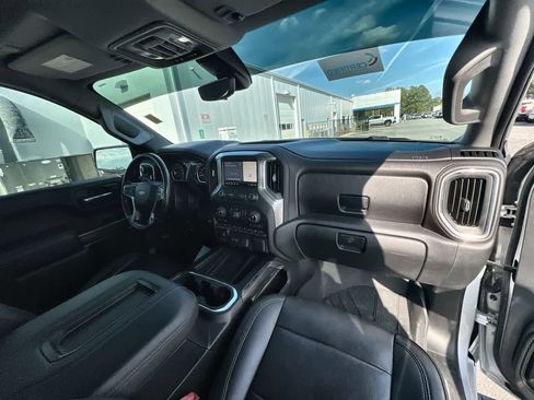 Used 2019 Chevrolet Silverado 1500 LTZ w/ LTZ Premium Package image 30