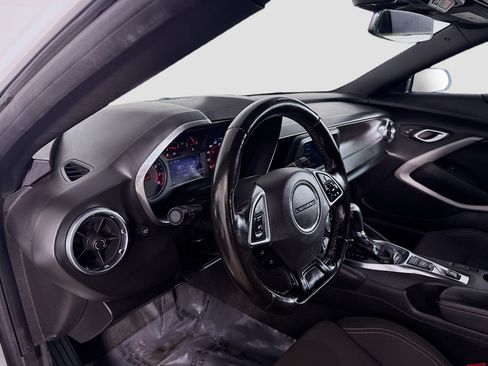 Used 2019 Chevrolet Camaro LT RWD image 23
