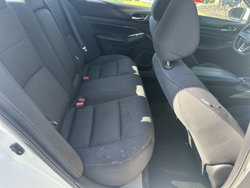 Used 2021 Nissan Altima 2.5 S FWD image 15