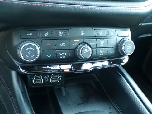 Used 2021 Dodge Durango R/T w/ Trailer Tow Group IV AWD/4WD image 18