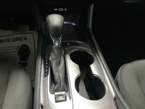 Used 2023 Chevrolet Malibu LT image 32