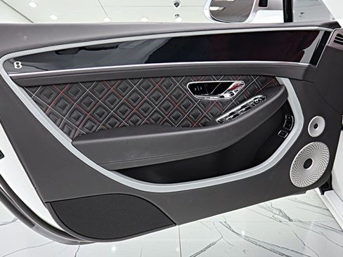 Certified 2022 Bentley Continental GT Mulliner AWD/4WD image 50