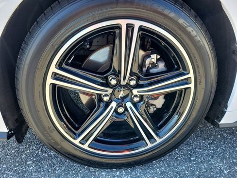 Used 2024 Ford Mustang Premium image 17