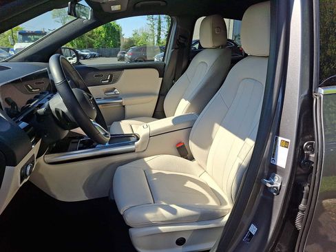 Used 2026 Mercedes-Benz GLA 250 4MATIC image 10