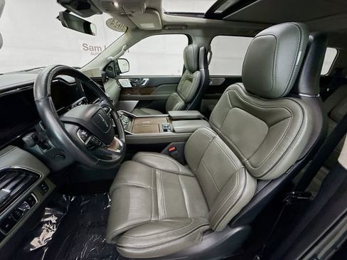 Used 2024 Lincoln Navigator Black Label image 22