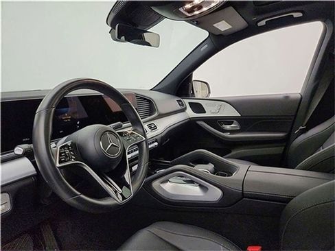 Used 2024 Mercedes-Benz GLE 350 4MATIC image 17