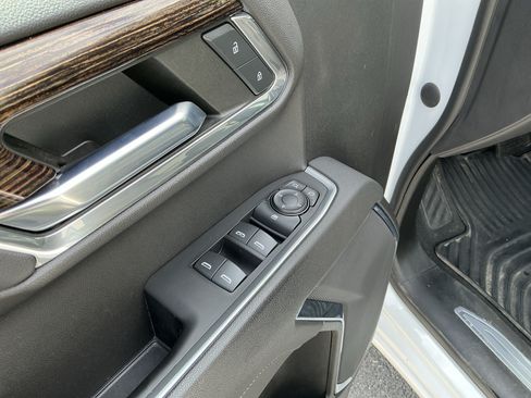 Used 2023 GMC Sierra 1500 Elevation AWD/4WD image 19