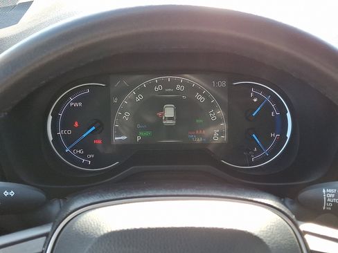 Certified 2020 Toyota RAV4 Limited image 23