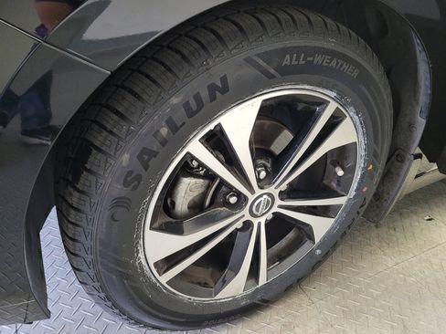 Used 2021 Nissan Sentra SV image 31