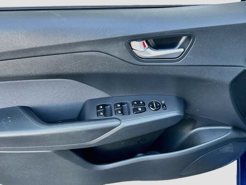 Used 2018 Hyundai Accent SE FWD image 17