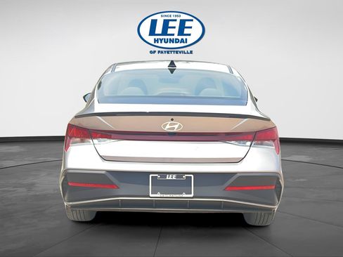 Certified 2026 Hyundai Elantra Sport FWD image 4
