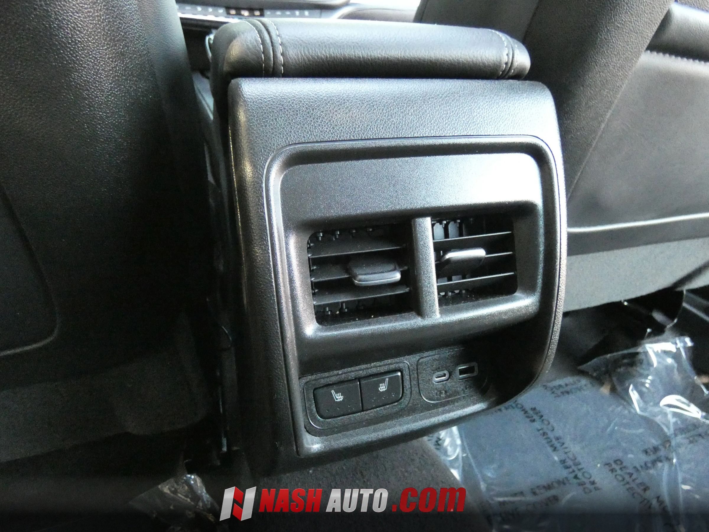 Used 2023 Cadillac XT4 Luxury w/ Cold Weather Package FWD image 48
