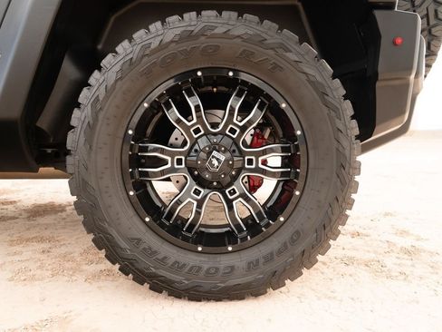 Used 2017 Jeep Wrangler Unlimited Sport w/ Quick Order Package 24S AWD/4WD image 33