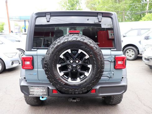 Used 2024 Jeep Wrangler Unlimited Rubicon 4xe AWD/4WD image 4