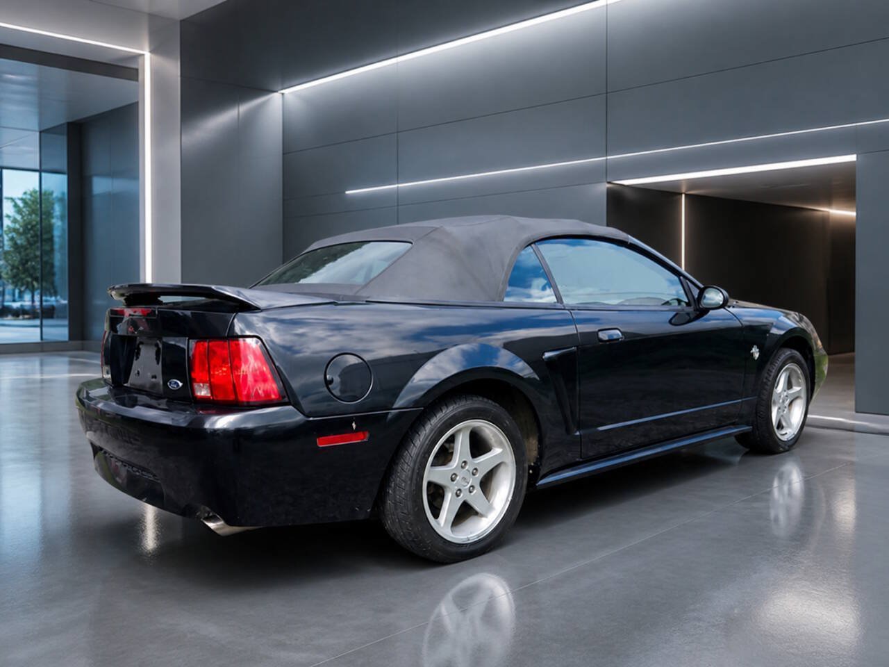 Used 1999 Ford Mustang GT RWD image 3