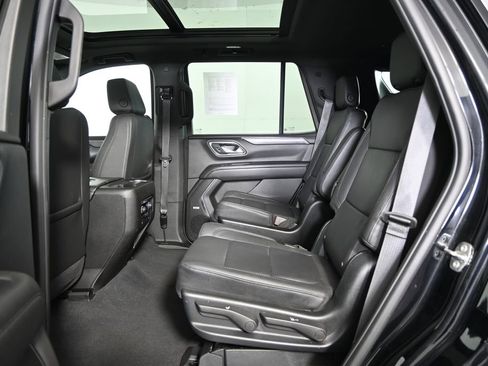 Used 2023 Chevrolet Tahoe LT w/ LT Signature Plus Package AWD/4WD image 19