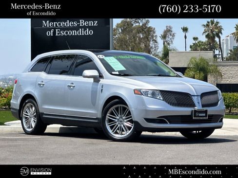 Used 2014 Lincoln MKT AWD w/ Equipment Group 201A image 1