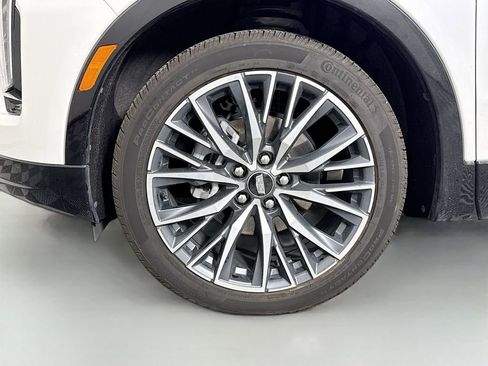 Used 2024 Cadillac XT4 Sport w/ Trailering Package AWD/4WD image 29