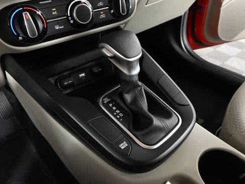 Used 2023 Kia Soul LX image 22