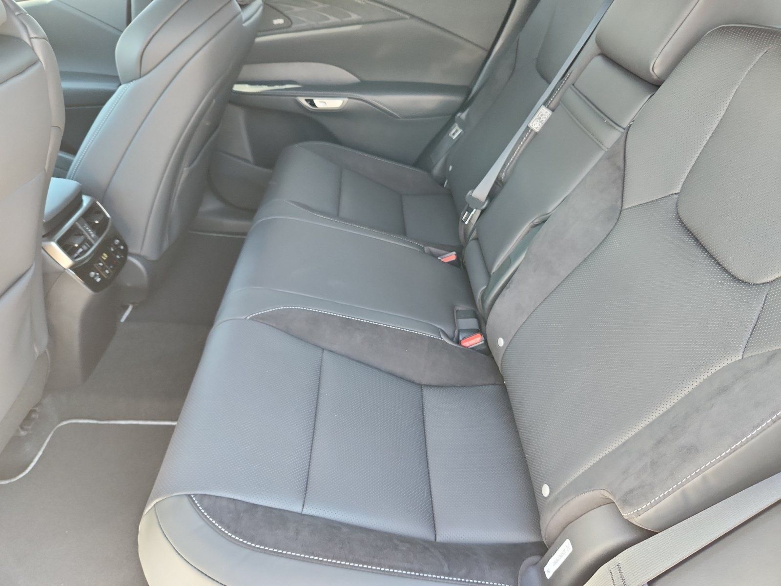 New 2026 Lexus RX 500h F Sport AWD/4WD image 17
