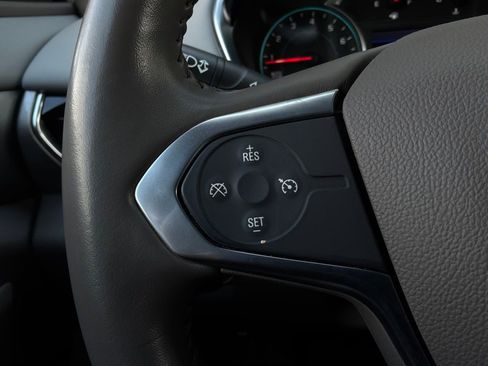 Used 2020 Chevrolet Traverse LT FWD image 39