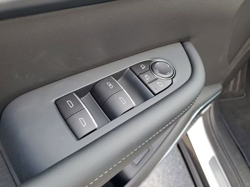 New 2026 Buick Enclave Sport Touring w/ Power Package image 9