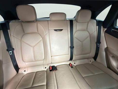 Used 2020 Porsche Macan AWD/4WD image 52