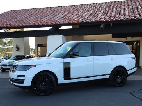 Used 2018 Land Rover Range Rover HSE image 5