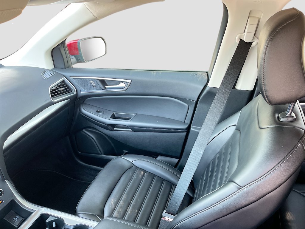 Used 2024 Ford Edge SEL AWD/4WD image 25