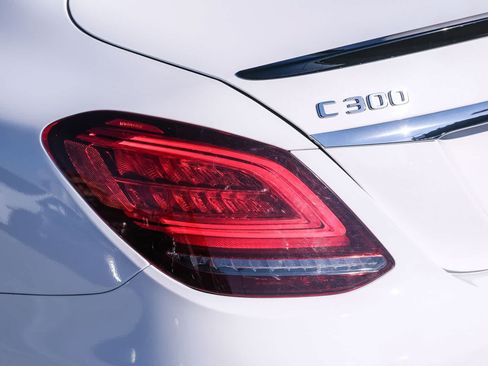 Used 2021 Mercedes-Benz C 300 Sedan image 7