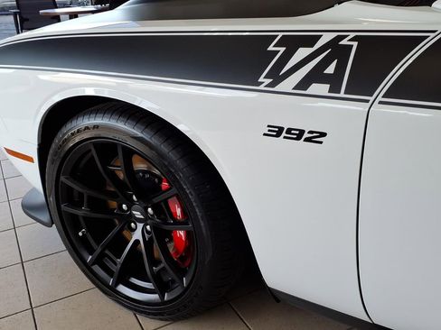 Certified 2022 Dodge Challenger R/T Scat Pack w/ T/A Package RWD image 17