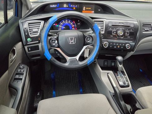 Used 2013 Honda Civic LX image 12